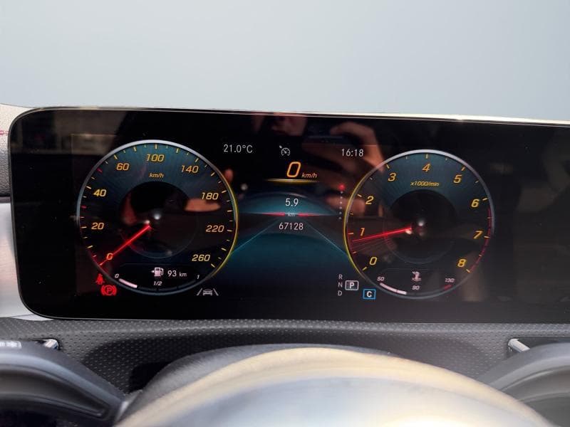 Mercedes-Benz CLA 180 CLA Pack AMG | 1.3 essence 136 cv | Toit ouvrant | camera | Bluethoot | sièges chauffants - 13