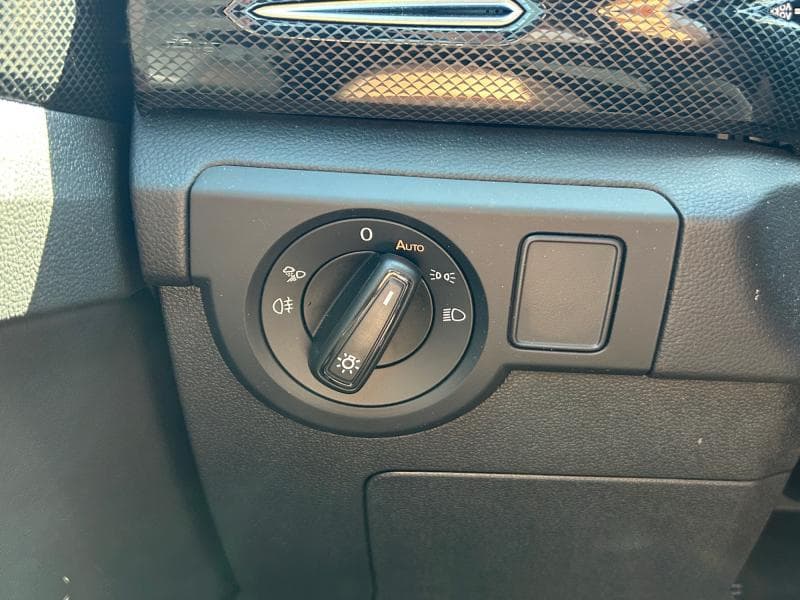 Volkswagen T-Cross R-Line | 1.0 TSI 116cv | Carplay | Caméra | GPS | Sièges Av chauffants - 28