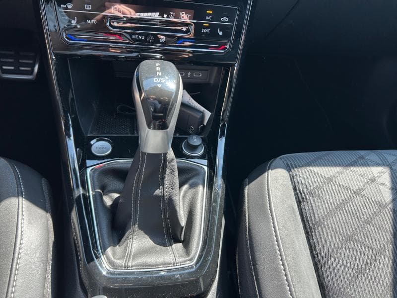 Volkswagen T-Cross R-Line | 1.0 TSI 116cv | Carplay | Caméra | GPS | Sièges Av chauffants - 22