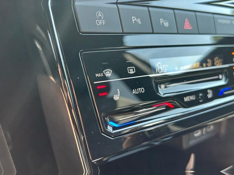Volkswagen T-Cross R-Line | 1.0 TSI 116cv | Carplay | Caméra | GPS | Sièges Av chauffants - 21
