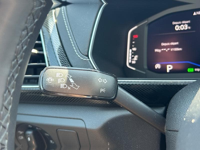 Volkswagen T-Cross R-Line | 1.0 TSI 116cv | Carplay | Caméra | GPS | Sièges Av chauffants - 26