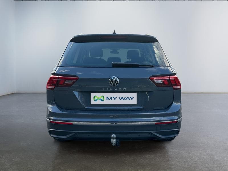 Volkswagen Tiguan 2.0 TDI 150HP | Caméra | Car Play | Attelage | - 8