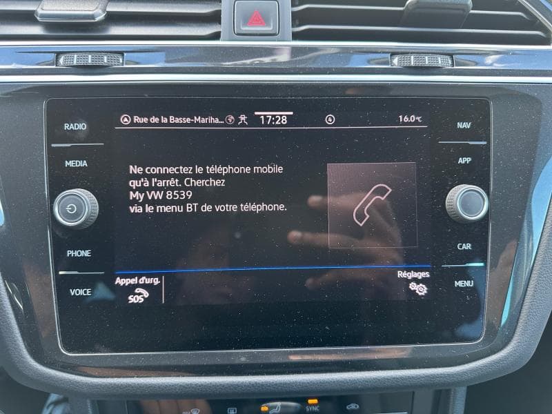 Volkswagen Tiguan 2.0 TDI 150HP | Caméra | Car Play | Attelage | - 19