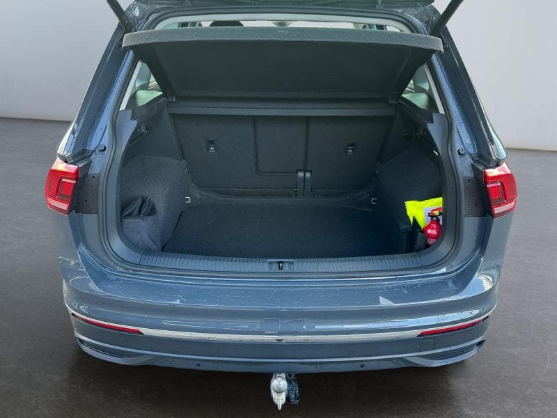 Volkswagen Tiguan 2.0 TDI 150HP | Caméra | Car Play | Attelage | - 28