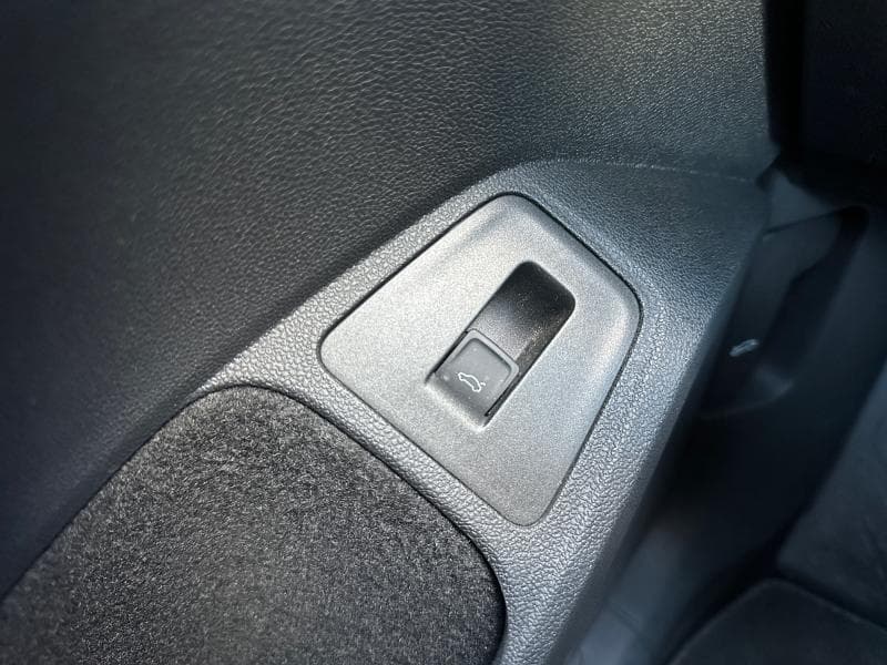 Volkswagen Tiguan 2.0 TDI 150HP | Caméra | Car Play | Attelage | - 30