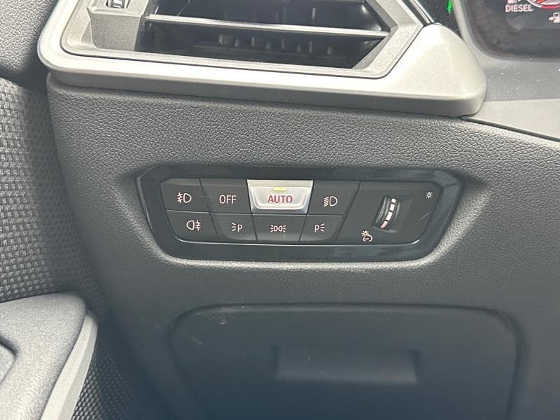BMW Serie 3 318 2.0D 136cv | GPS | Sièges Av chauffants | Capteurs Av+Ar | Clim auto | - 25