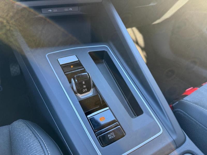 Volkswagen Golf VIII Life Business | 1.5 eTSI 116 CV | Boite auto | Camera | GPS | Sieges av chauffants | + kit hiver | kms evolutifs - 19