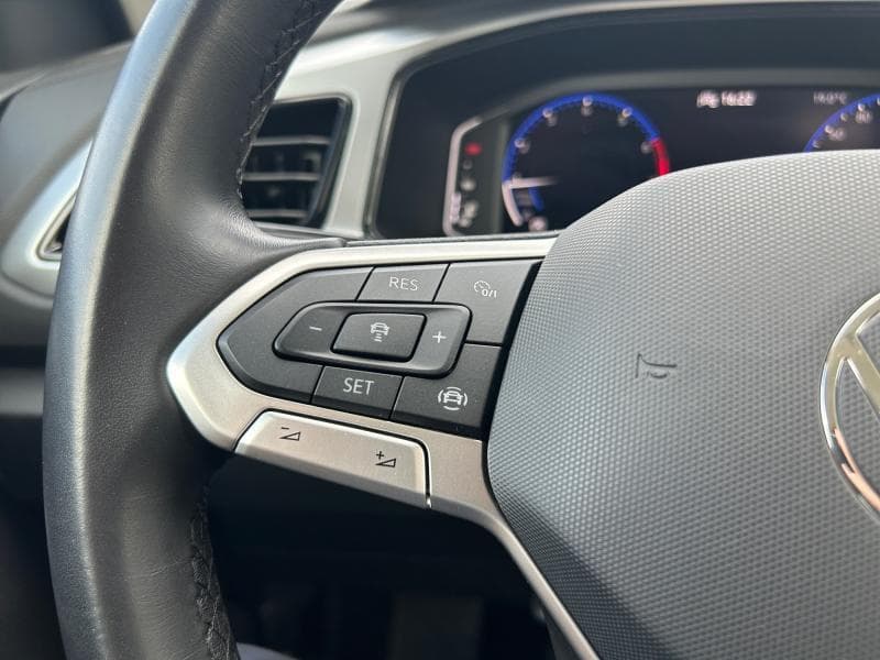 Volkswagen T-Roc Life | 1.0 TSI 110cv | Carplay | Capteurs Av+Ar | Virtual Cockpit | Clim auto - 24