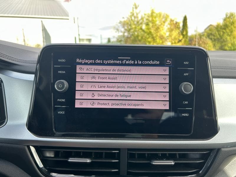 Volkswagen T-Roc Life | 1.0 TSI 110cv | Carplay | Capteurs Av+Ar | Virtual Cockpit | Clim auto - 19