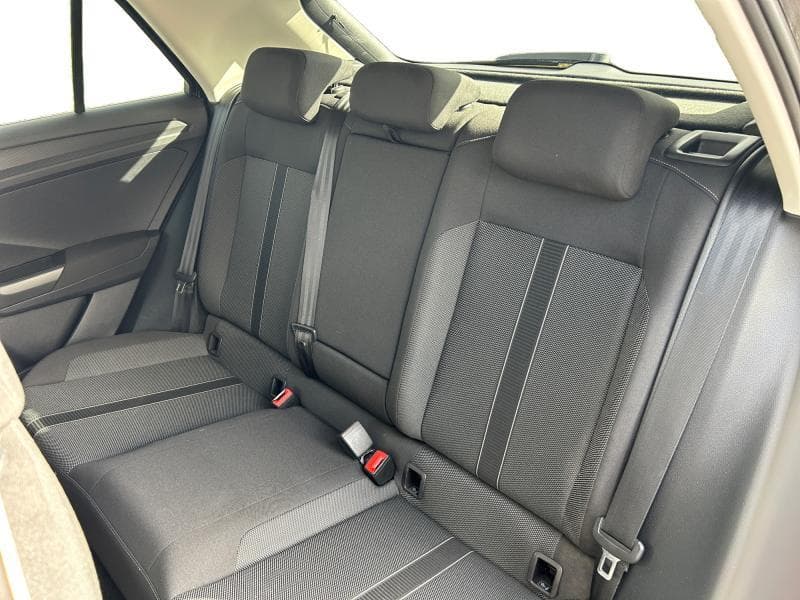 Volkswagen T-Roc Life | 1.0 TSI 110cv | Carplay | Capteurs Av+Ar | Virtual Cockpit | Clim auto - 12