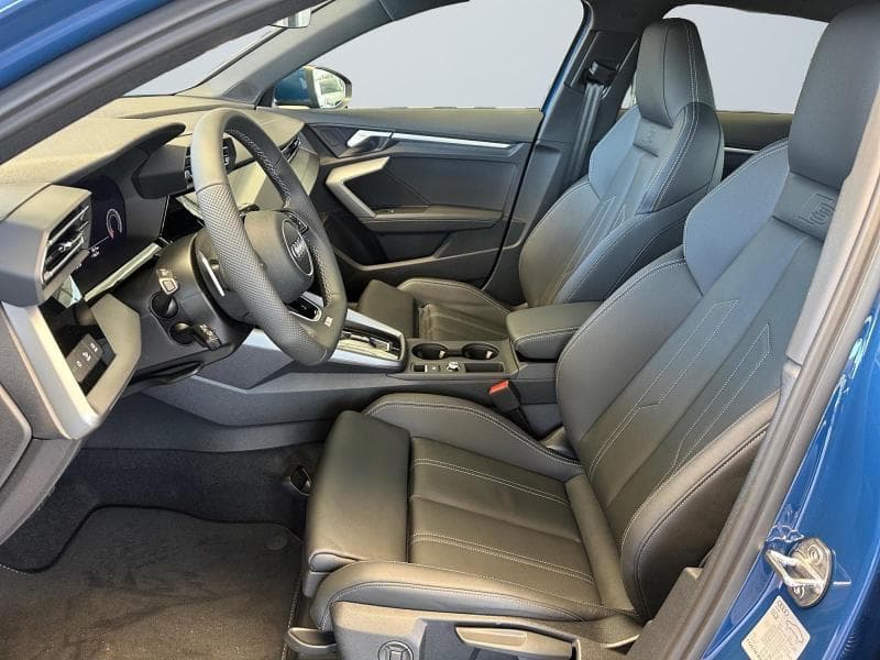 Audi A3 Sportback S-Line - 3