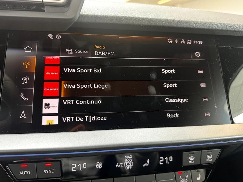 Audi A3 Sportback S-Line int et ext | 1.5 TFSI 116 CV | Boite auto | Camera | LED | Sieges av chauffants | + kit hiver | kms evolutifs - 18