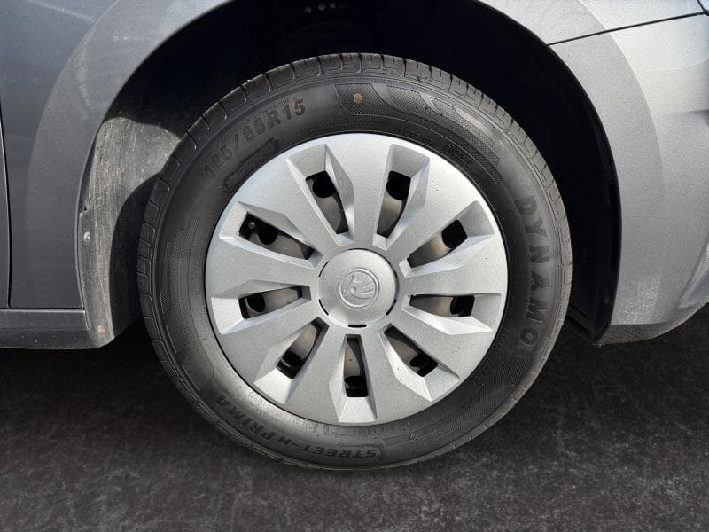 Skoda Fabia Active | 1.0 MPi 65 cv | Clim | Capteurs arr | Carplay | Bluetooth - 27