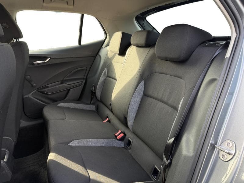 Skoda Fabia Active | 1.0 MPi 65 cv | Clim | Capteurs arr | Carplay | Bluetooth - 12