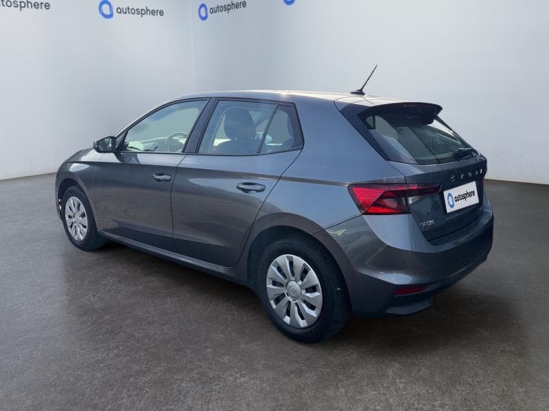 Skoda Fabia Active | 1.0 MPi 65 cv | Clim | Capteurs arr | Carplay | Bluetooth - 5