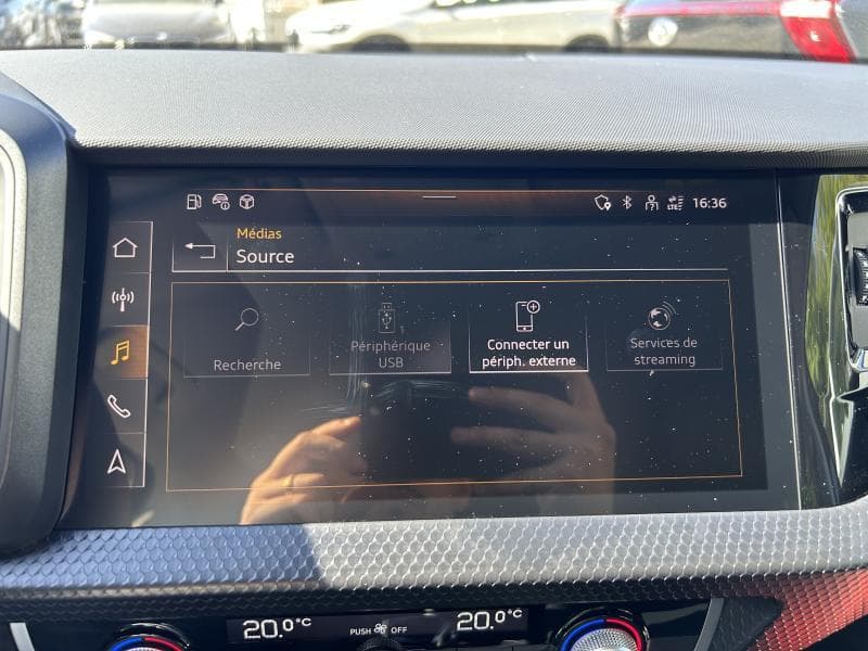 Audi A1 Sportback S-Line ext | 1.0 TFSI 95 CV | Boite auto | Camera | GPS | Carplay | + kit hiver | kms evolutifs - 23