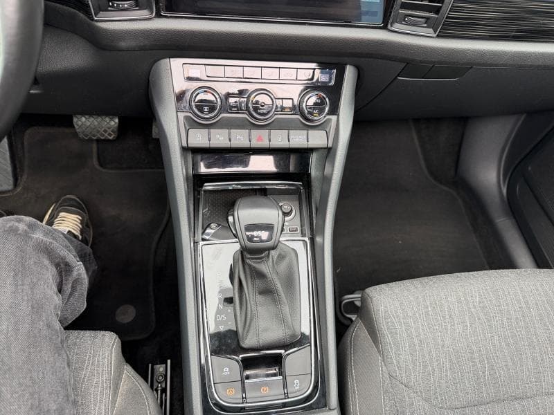 Skoda Kodiaq Style | 1.5 TSI 150cv | Carplay | Toit ouvrant | GPS | Sièges Av chauffants - 25