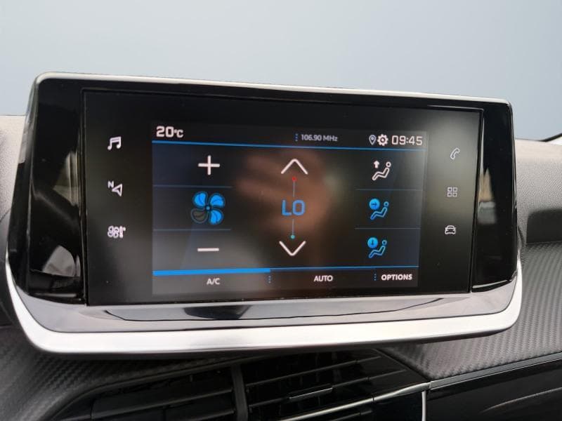 Peugeot 208 Allure | 1.5 diesel 102 cv | clim auto | attache remorque | carplay - 17