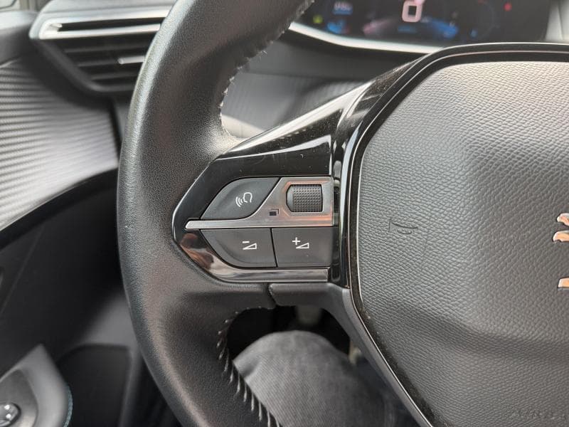 Peugeot 208 Allure | 1.5 diesel 102 cv | clim auto | attache remorque | carplay - 12