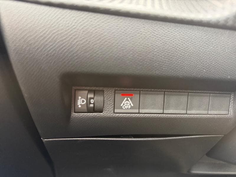 Peugeot 208 Allure | 1.5 diesel 102 cv | clim auto | attache remorque | carplay - 26