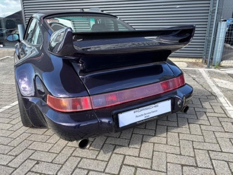 Porsche 911 Carrera 4 TURBO-LOOK - 12