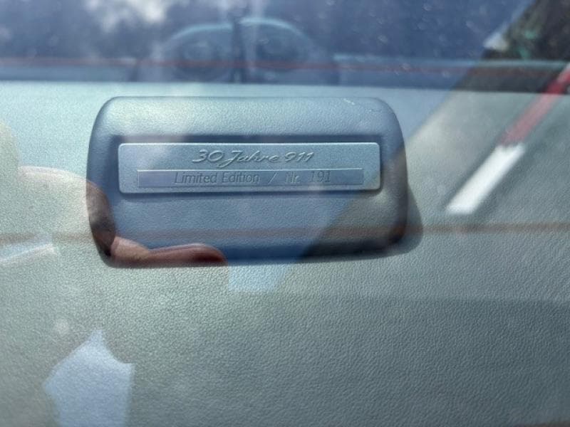 Porsche 911 Carrera 4 TURBO-LOOK - 33