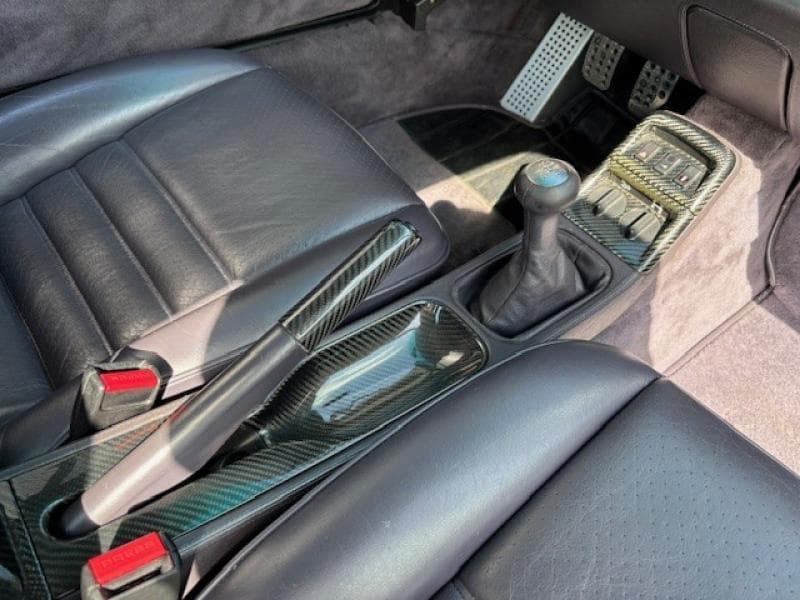 Porsche 911 Carrera 4 TURBO-LOOK - 32