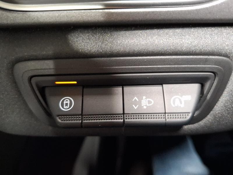 Renault Captur 1.0 TCe Techno 90 Hp - 23