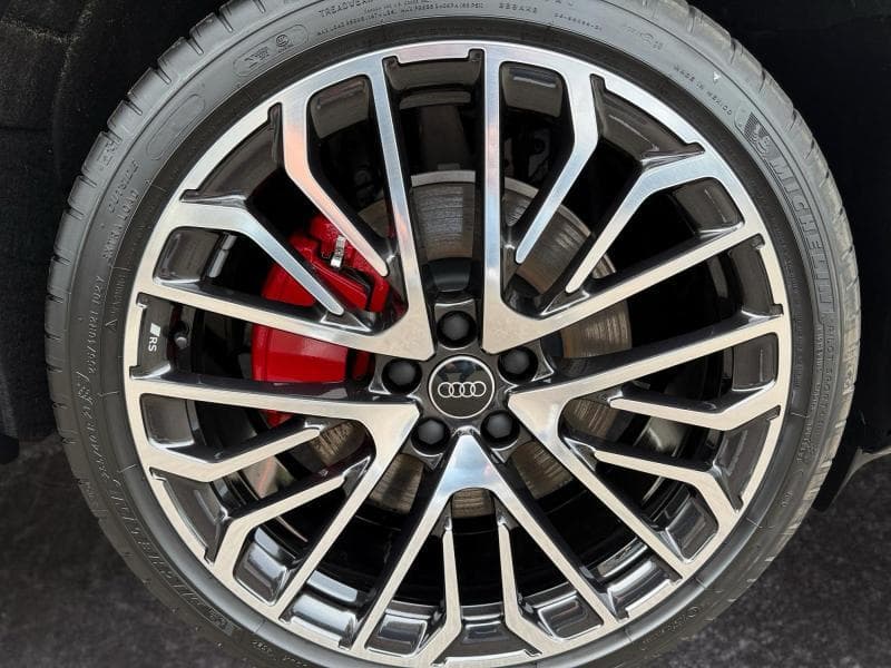 Audi Q5 Sportback - 9