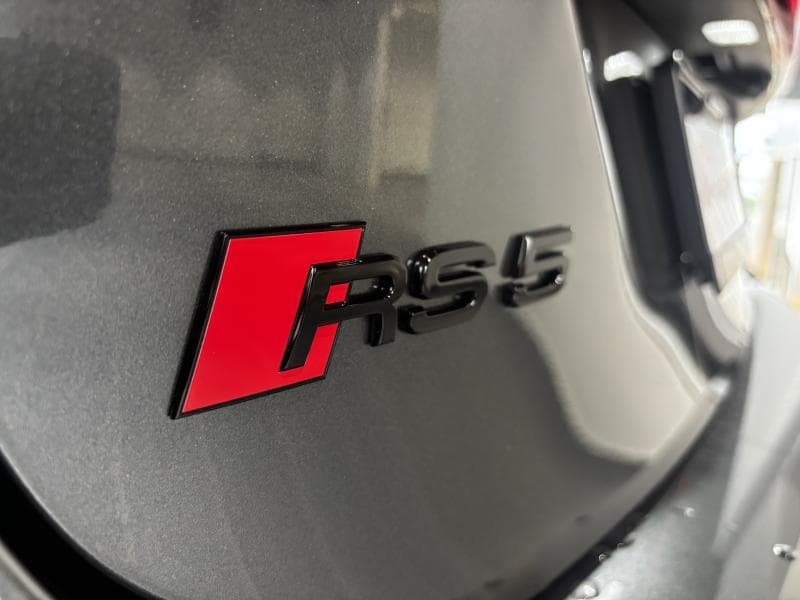 Audi RS5 New Audi demo plaque Z RS5 Avant- pack carbon Daytona - 44