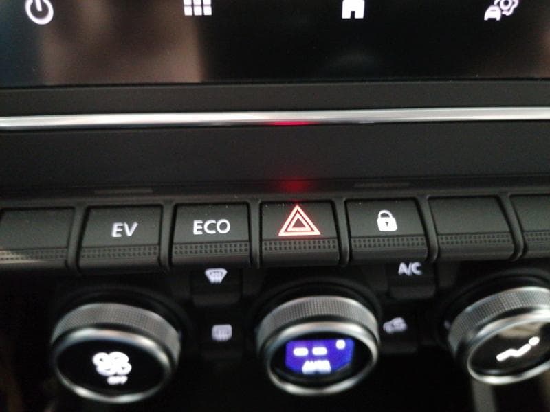 Renault Arkana E-TECH 1.6i Evolution 145 HP - 27