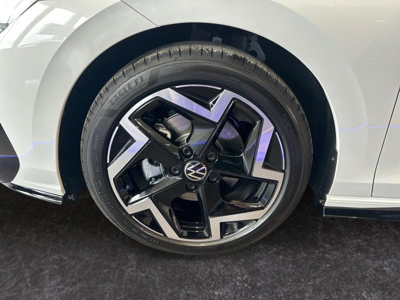 Volkswagen Golf VIII R-Line - 7