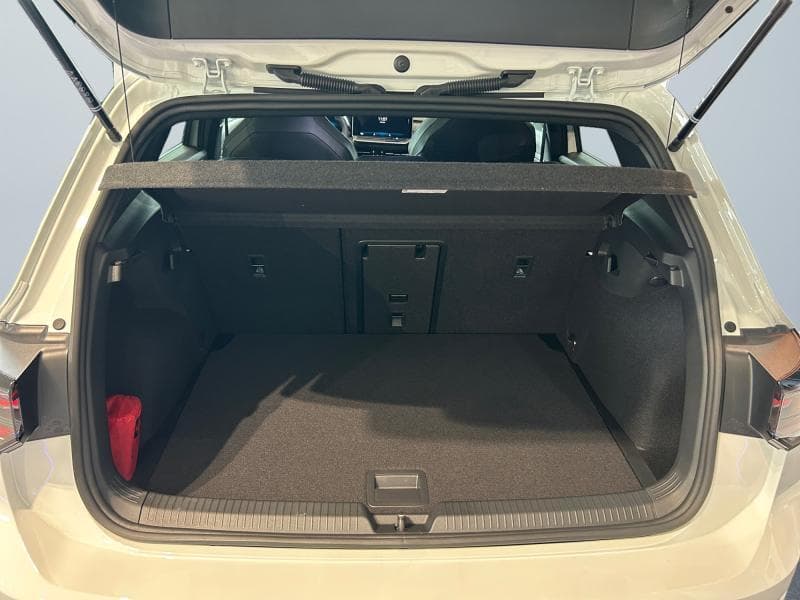 Volkswagen Golf VIII R-Line - 18