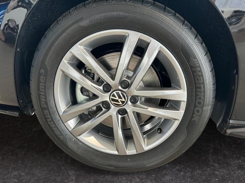 Volkswagen Touran III Highline R-Line extérieur - 12