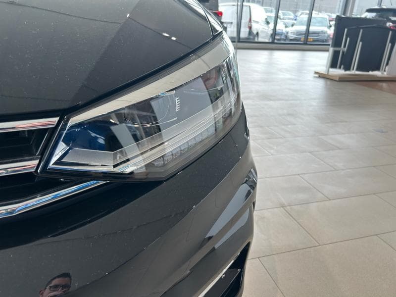 Volkswagen Touran III Highline R-Line extérieur - 18