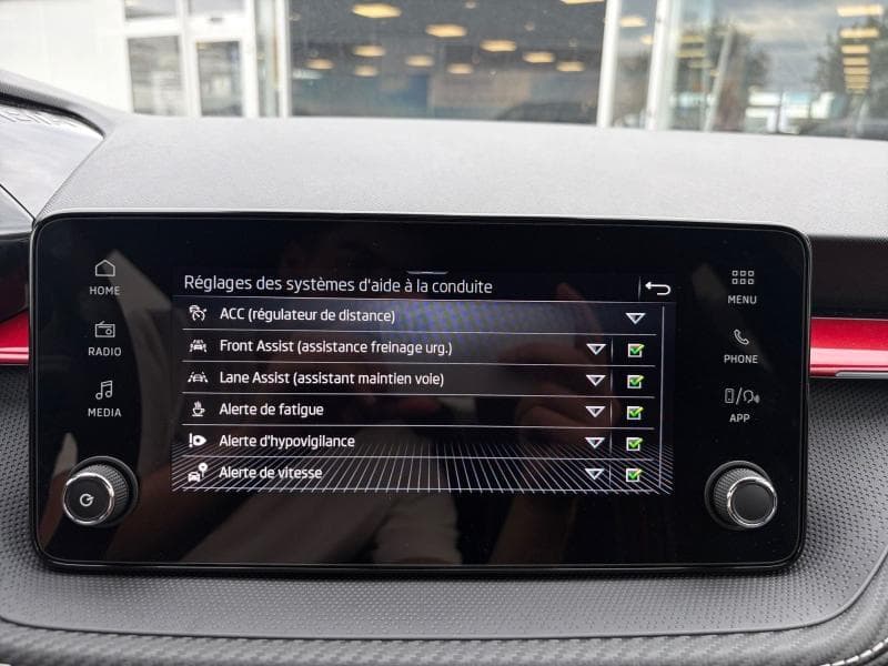 Skoda Fabia Monte Carlo | 1.0 TSI 115cv | Carplay | Caméra | Sièges Av chauffants | Cruise control - 18