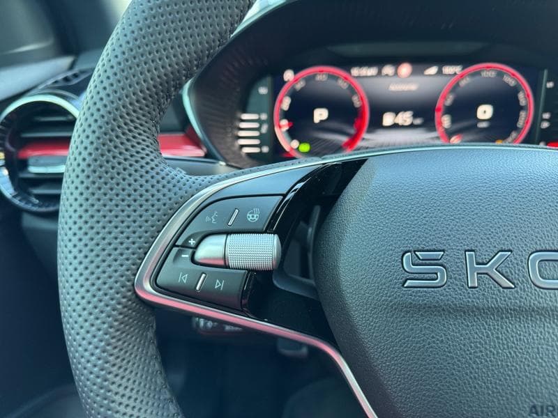 Skoda Fabia Monte Carlo | 1.0 TSI 115cv | Carplay | Caméra | Sièges Av chauffants | Cruise control - 17