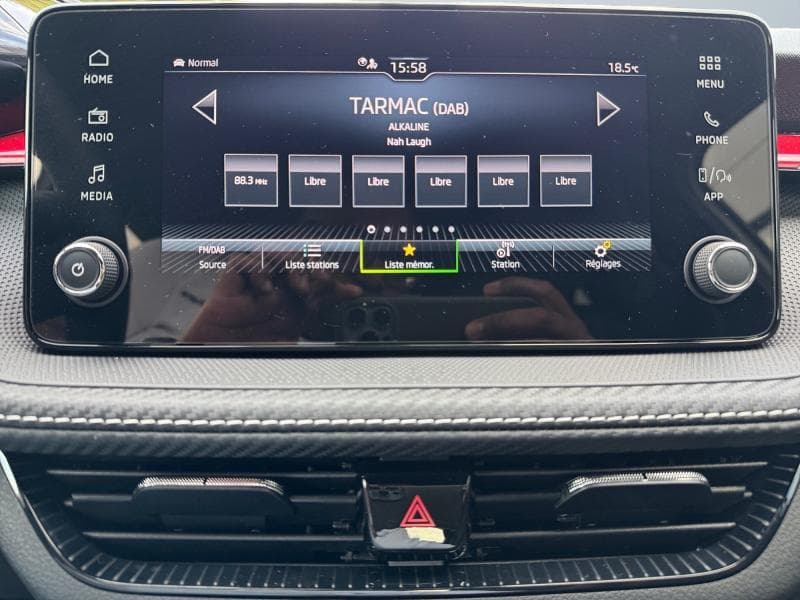 Skoda Fabia Monte Carlo | 1.0 TSI 115cv | Carplay | Caméra | Sièges Av chauffants | Cruise control - 21