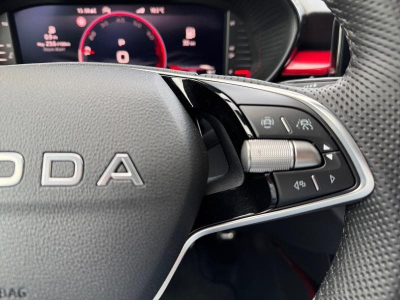 Skoda Fabia Monte Carlo | 1.0 TSI 115cv | Carplay | Caméra | Sièges Av chauffants | Cruise control - 18