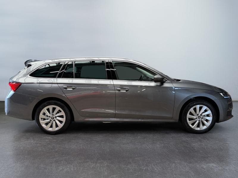 Skoda Octavia Corporate | 1.5 TSI 115cv | Carplay | Camera | Toit ouvrant pano | GPS - 8