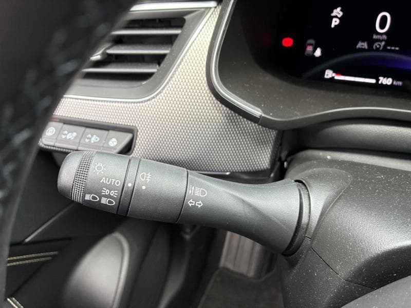 Renault Arkana Techno | 1.3 Tce EDC 140 cv | Toit-ouvrant | Clim auto | Caméra | Cruise - 22