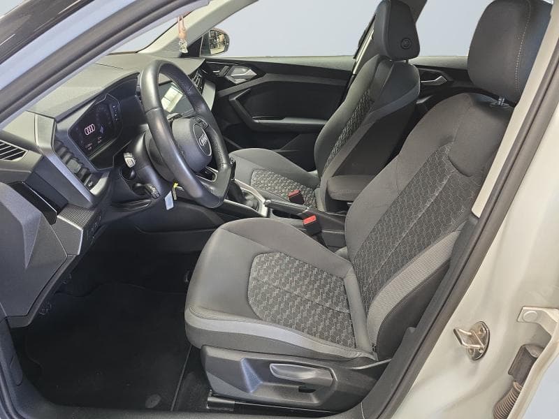 Audi A1 S-Line | 1.0 TFSI 95 cv | Carplay | Clim auto | Camera | LED - 11