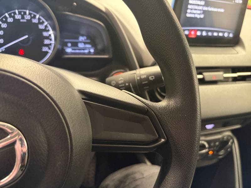 Mazda 2 2 | 1.5 essence 75cv | GPS | Bluetooth - 21