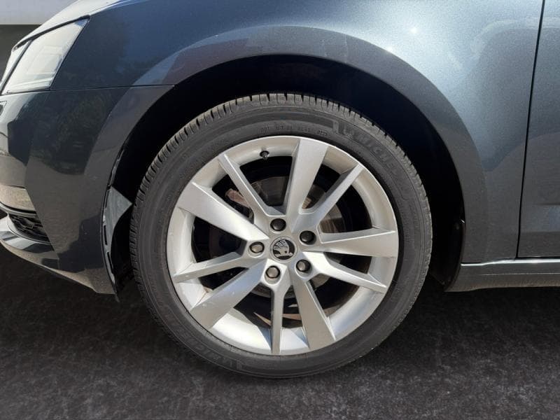 Skoda Octavia 1.0 tsi 116cv | capteur AV/ARR | volant multi | GPS - 9