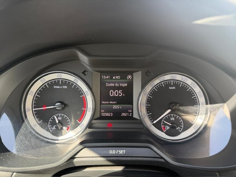 Skoda Octavia 1.0 tsi 116cv | capteur AV/ARR | volant multi | GPS - 13