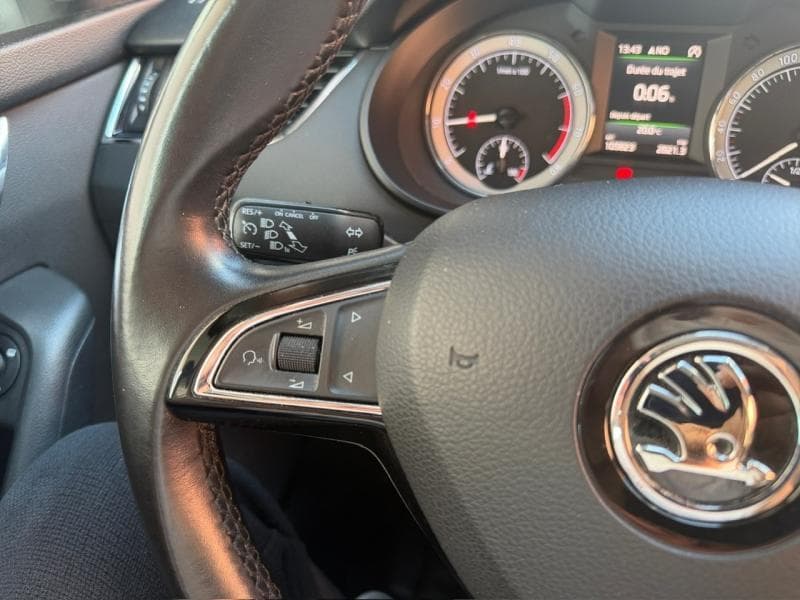 Skoda Octavia 1.0 tsi 116cv | capteur AV/ARR | volant multi | GPS - 15
