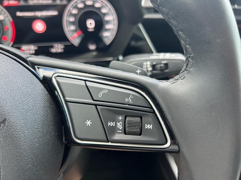 Audi A3 S-Line | 1.5 TSI 150Cv | Carplay | Camera | Virtual Cockpit | Sièges AV chauffants - 25