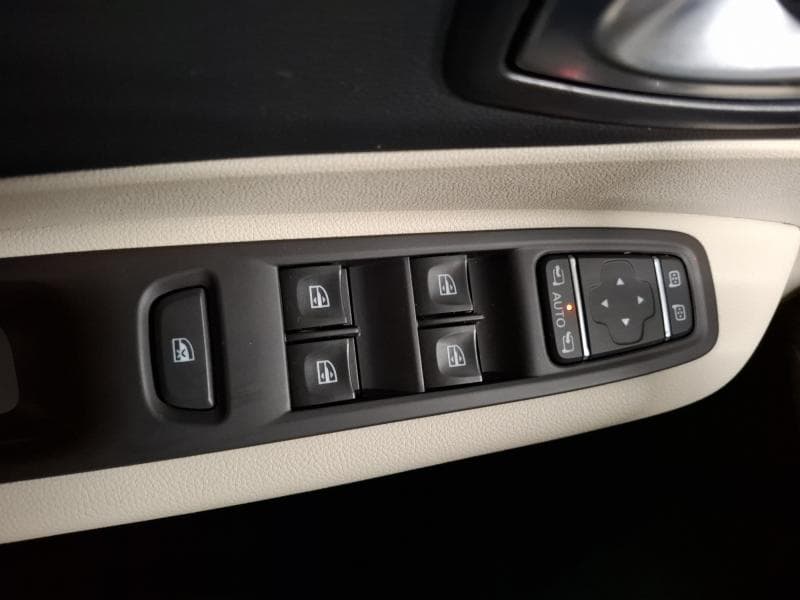 Renault Captur INTENS - 28