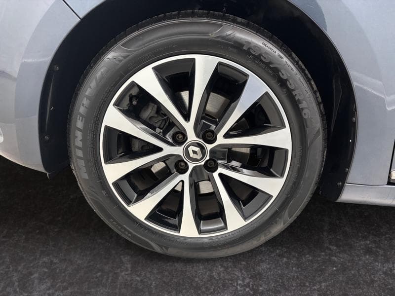 Renault Clio Intens | 1.5dci 86 cv | Gps | Clim auto | Caméra | Cruise - 9