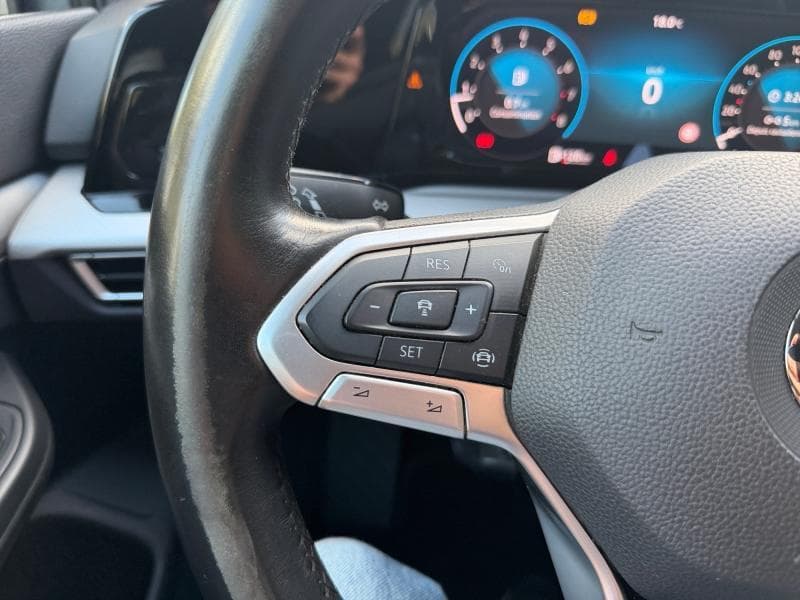 Volkswagen Golf Life | 1.5 TSI 131cv | Carplay | Caméra | GPS | Sièges Av chauffants - 24
